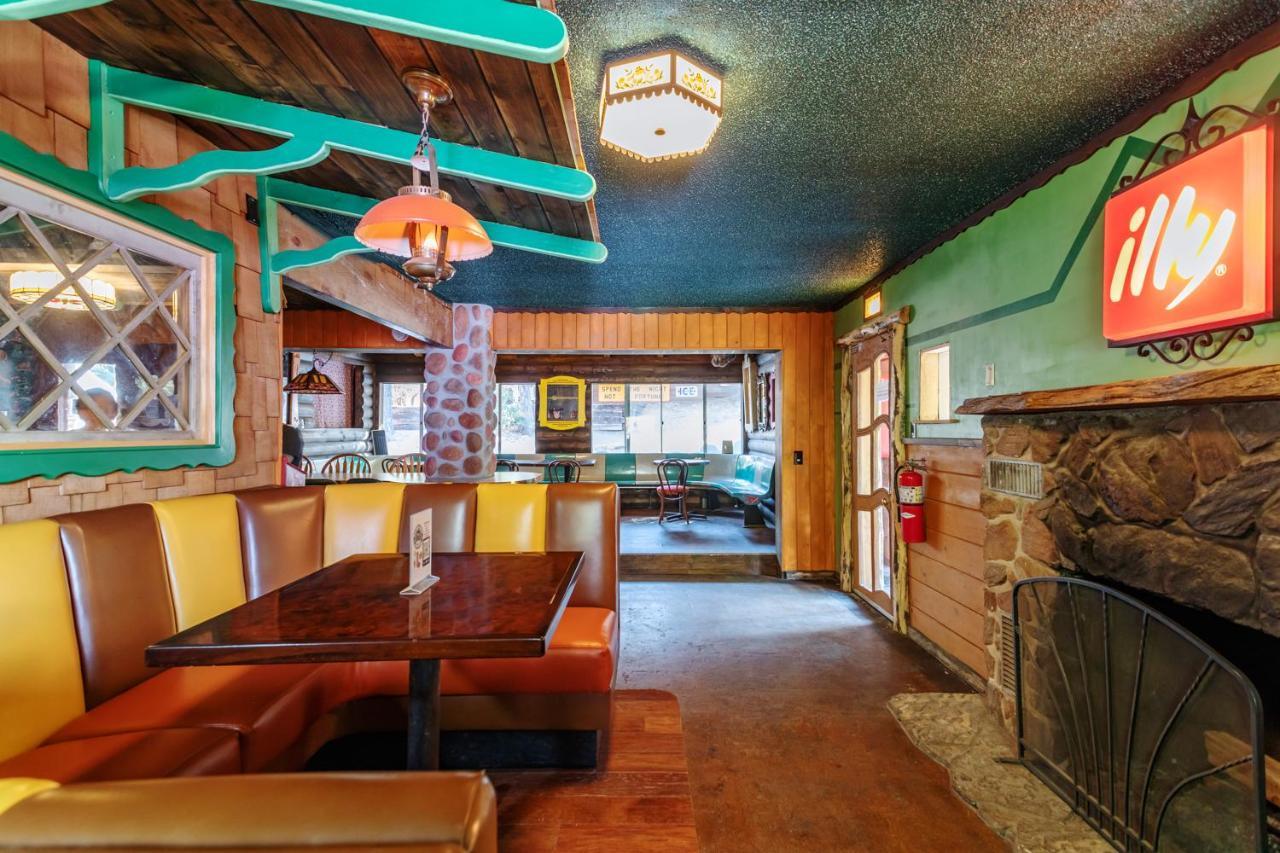 Hicksville Pines Chalets & Motel Idyllwild Eksteriør billede