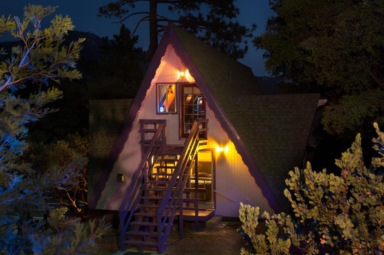 Hicksville Pines Chalets & Motel Idyllwild Eksteriør billede